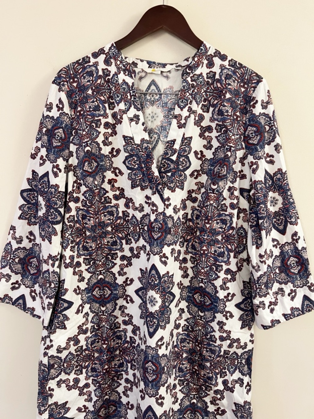 Boden Notch Neck Mini Shift Dress Paradise Paisley Size 12 - Picture 4 of 9